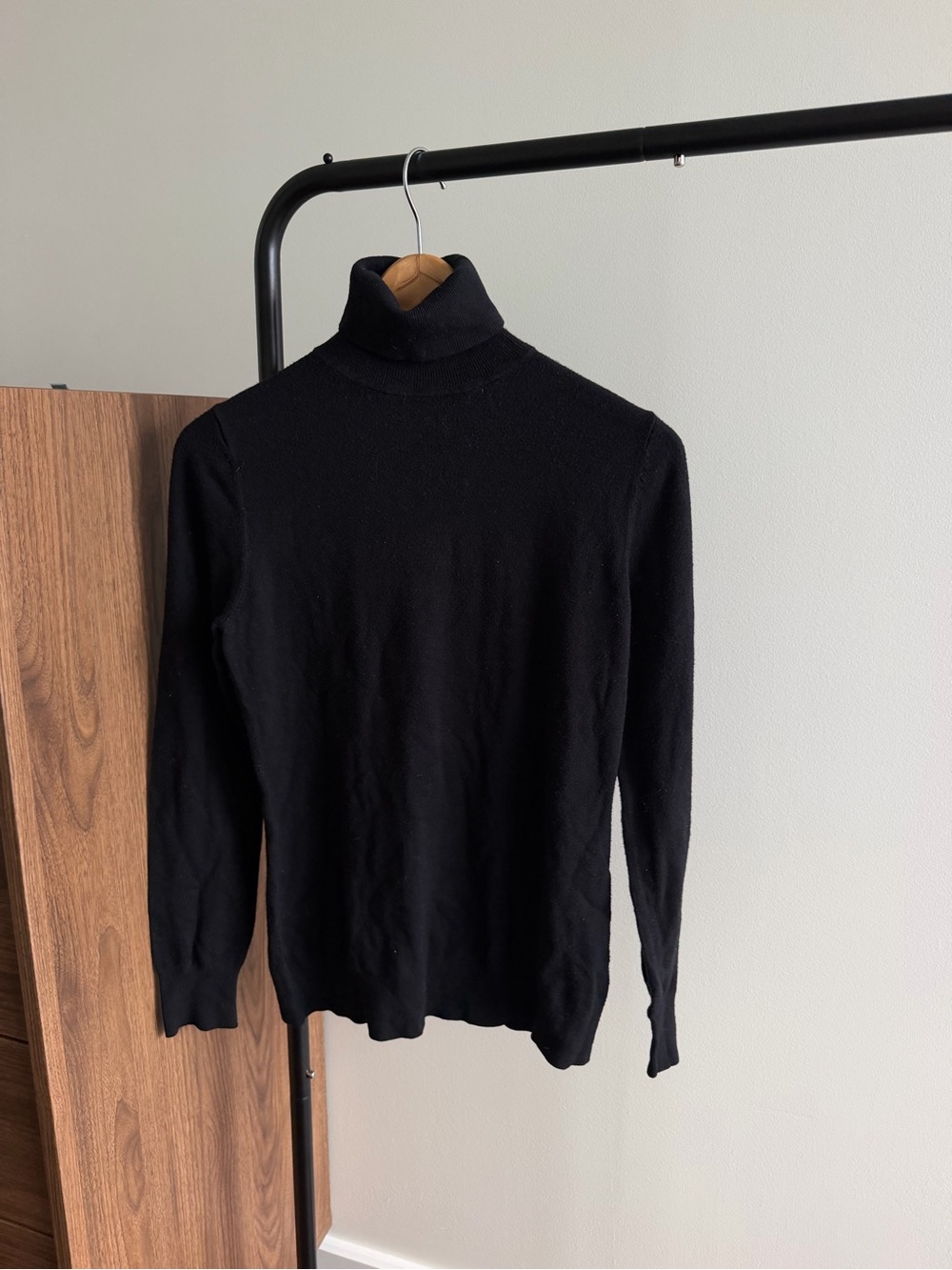 Twik Simons Classic Black Turtleneck Sweater Size M